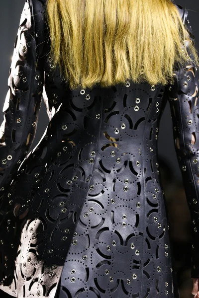 Look 43